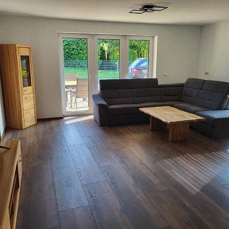 Ferienwohnung-Kroeger-Ii ฮาสเซลเฟลเดอ ภายนอก รูปภาพ