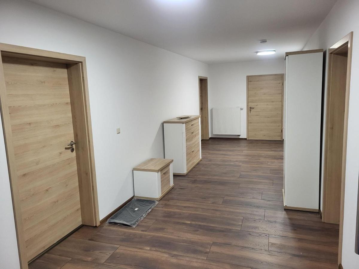Ferienwohnung-Kroeger-Ii ฮาสเซลเฟลเดอ ภายนอก รูปภาพ